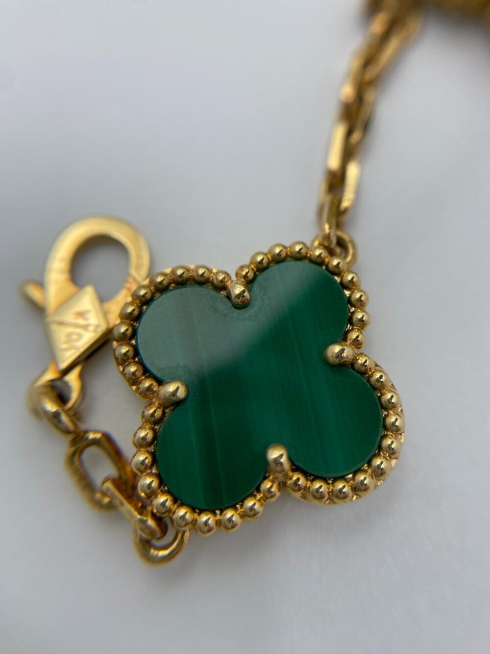 Authentic VCA Vintage Alhambra 5 Motif Malachite Gold Bracelet - Picture 7 of 9